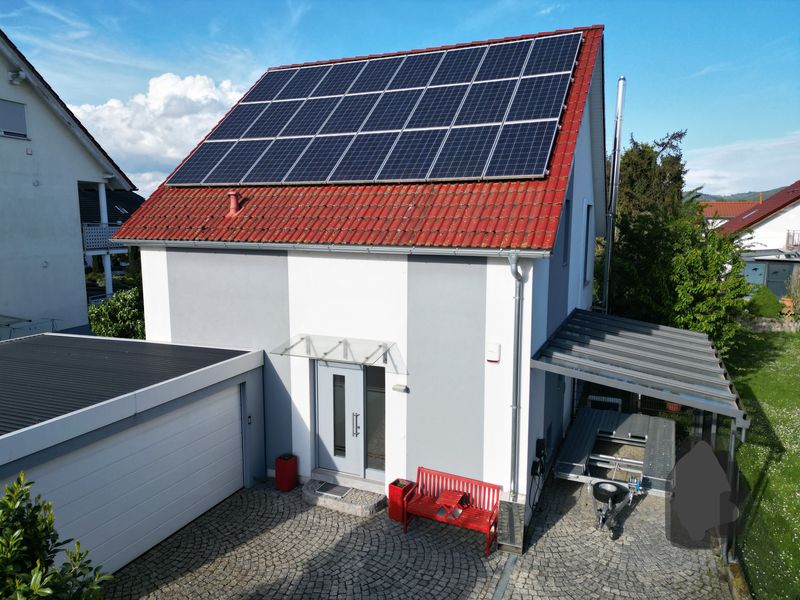 VON PRIVAT! Niedrigenergiehaus A+ in ruhiger Lage.